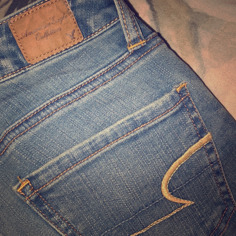 American eagle blue jeans